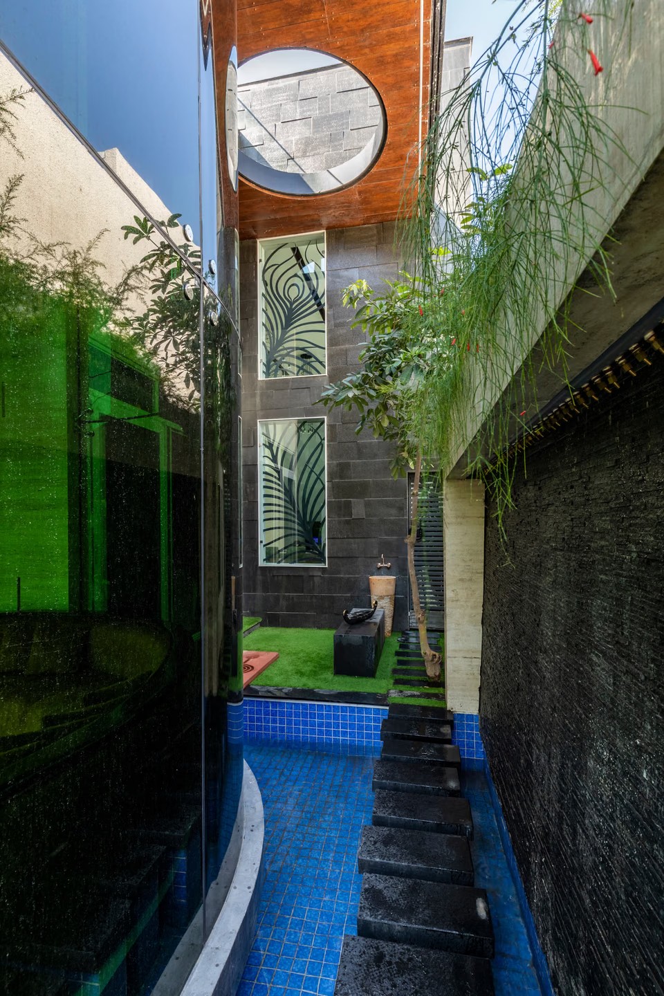 The Leaf House