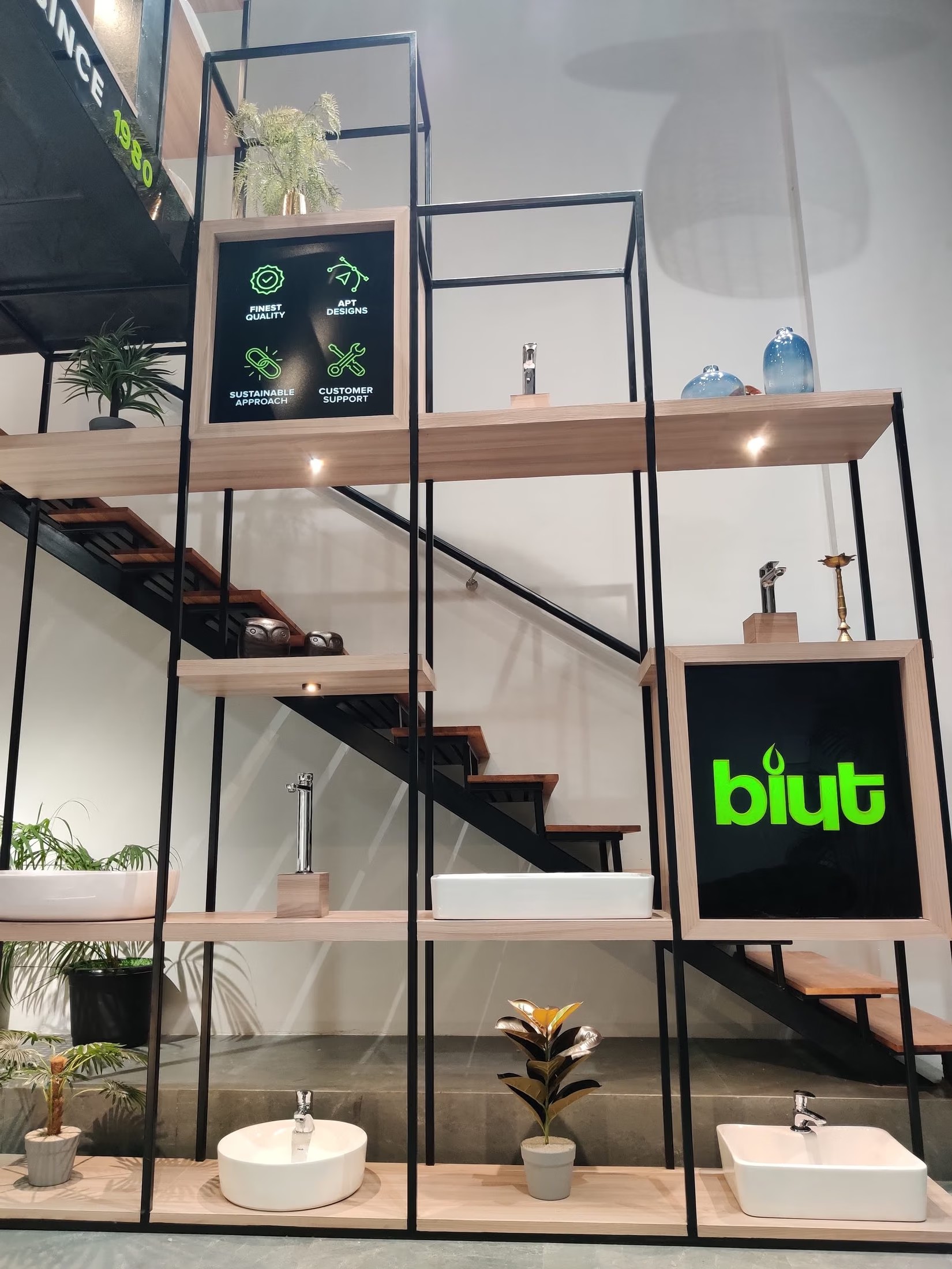 Biut Showroom 19