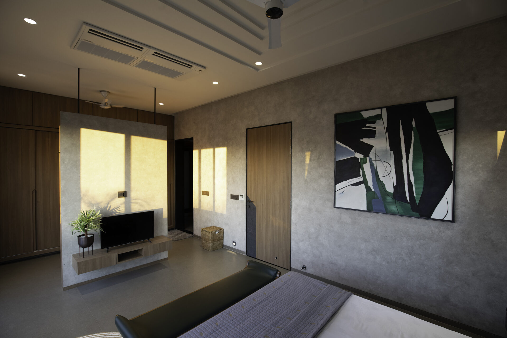 The Concrete House 32