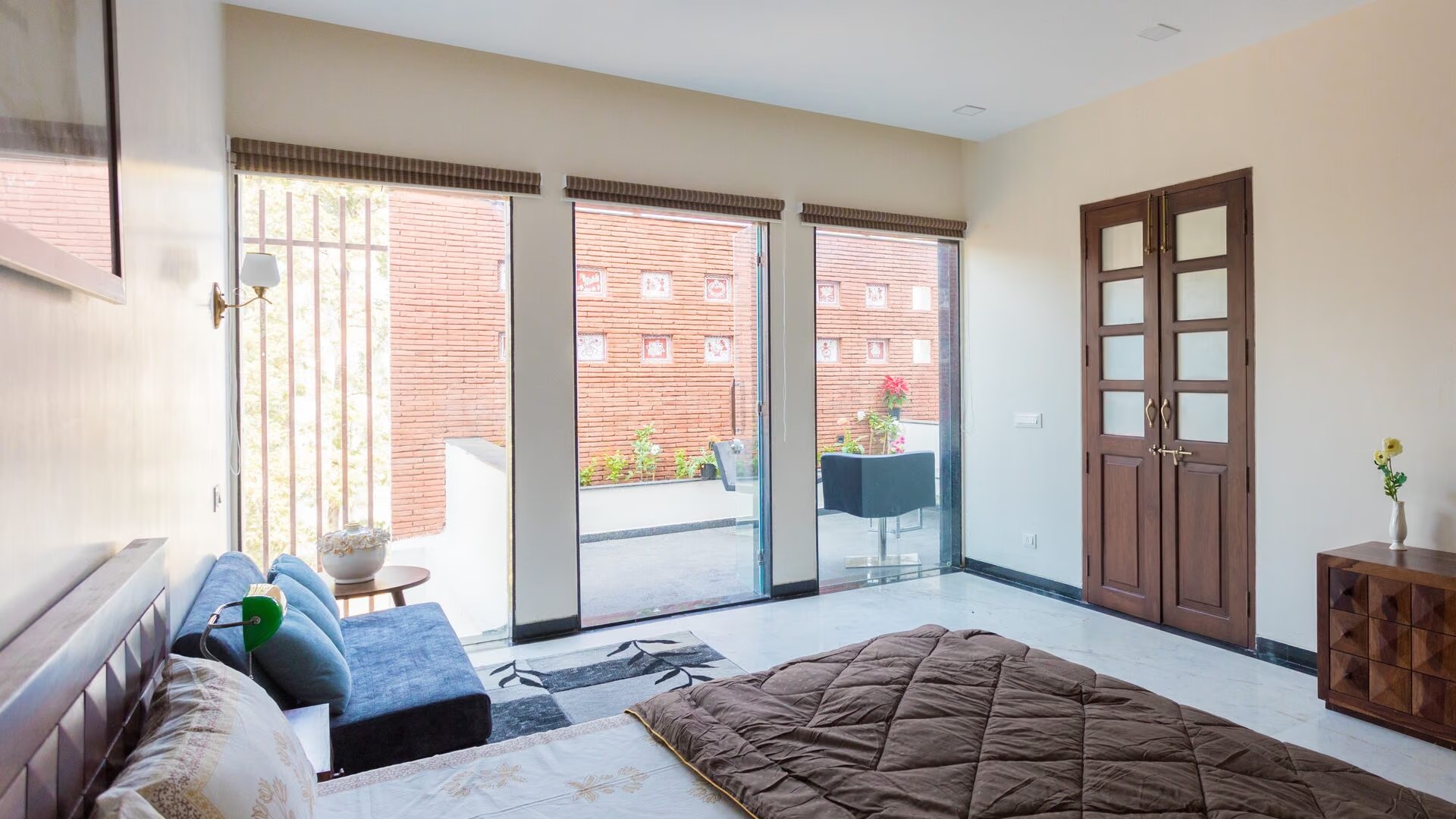 The Courtyard House 22