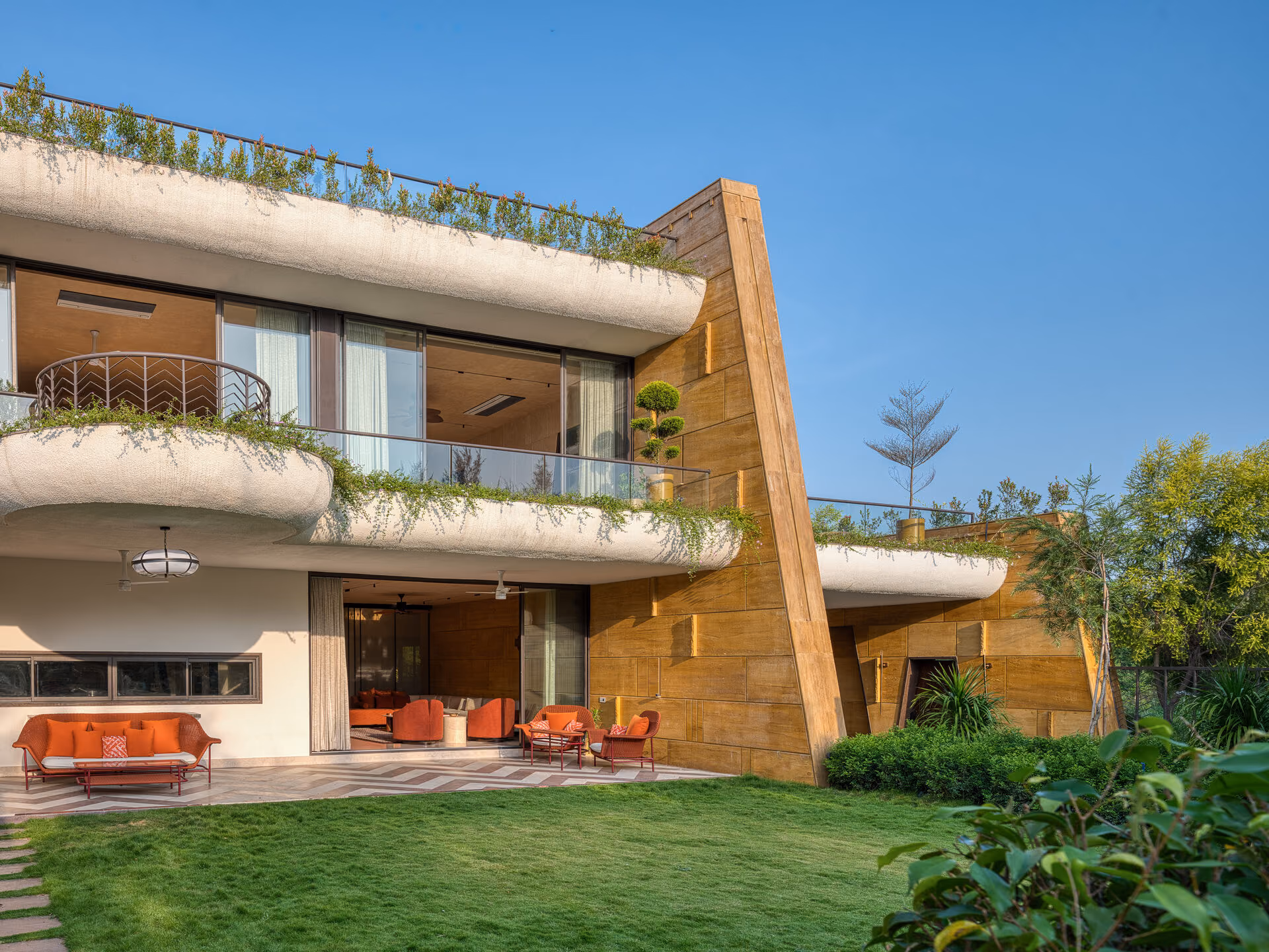 The Fort House 11