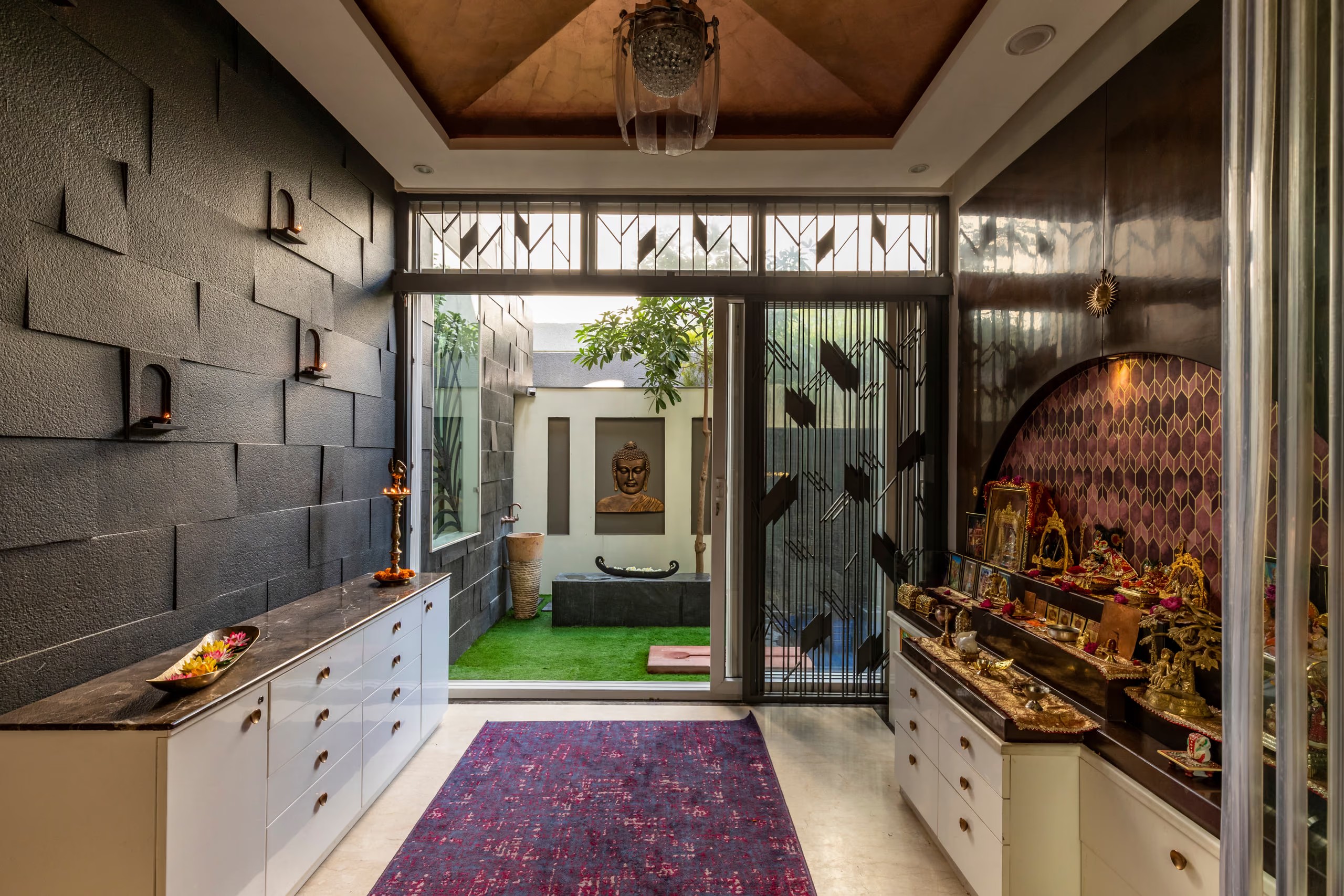 The Leaf House 12