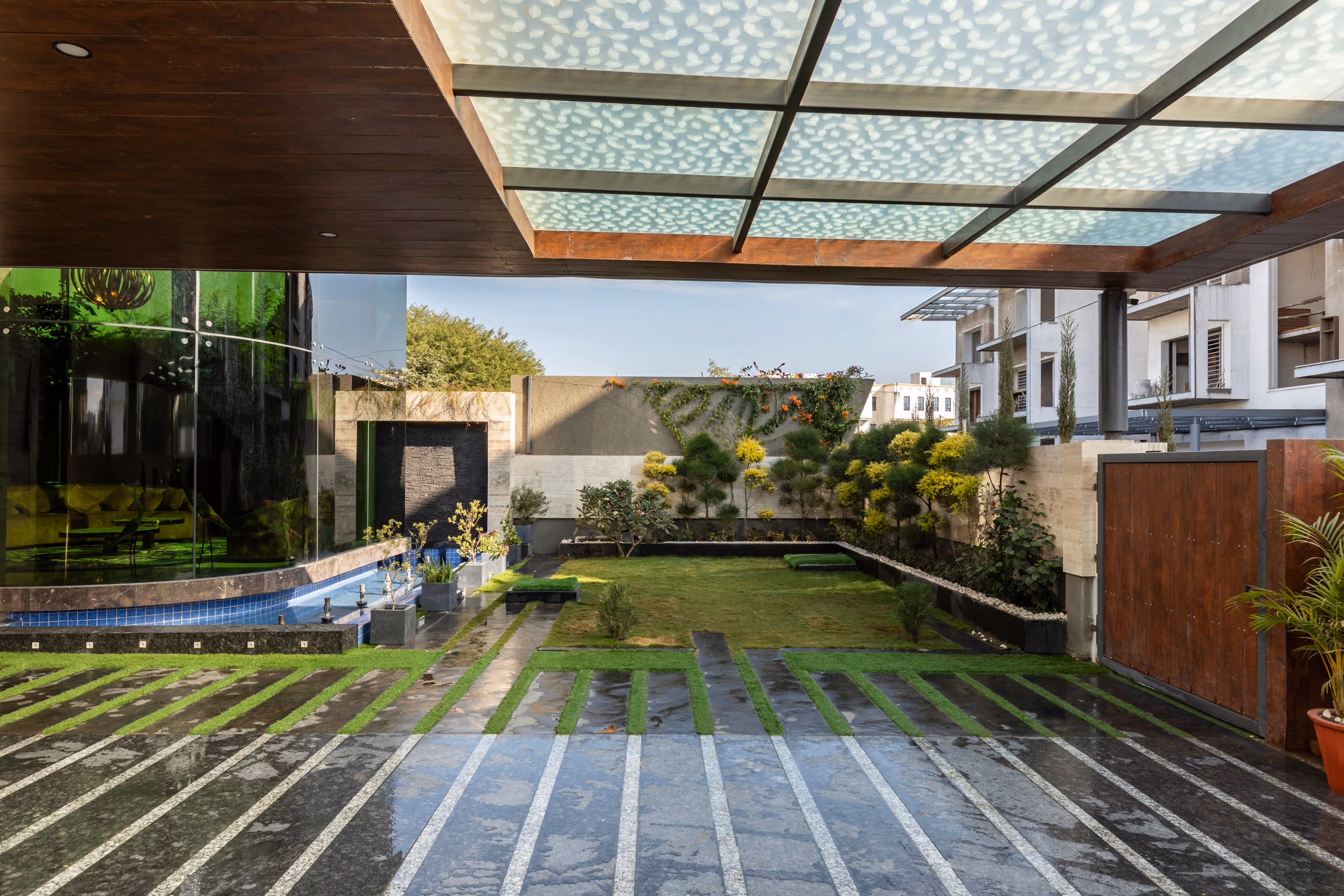 The Leaf House 21