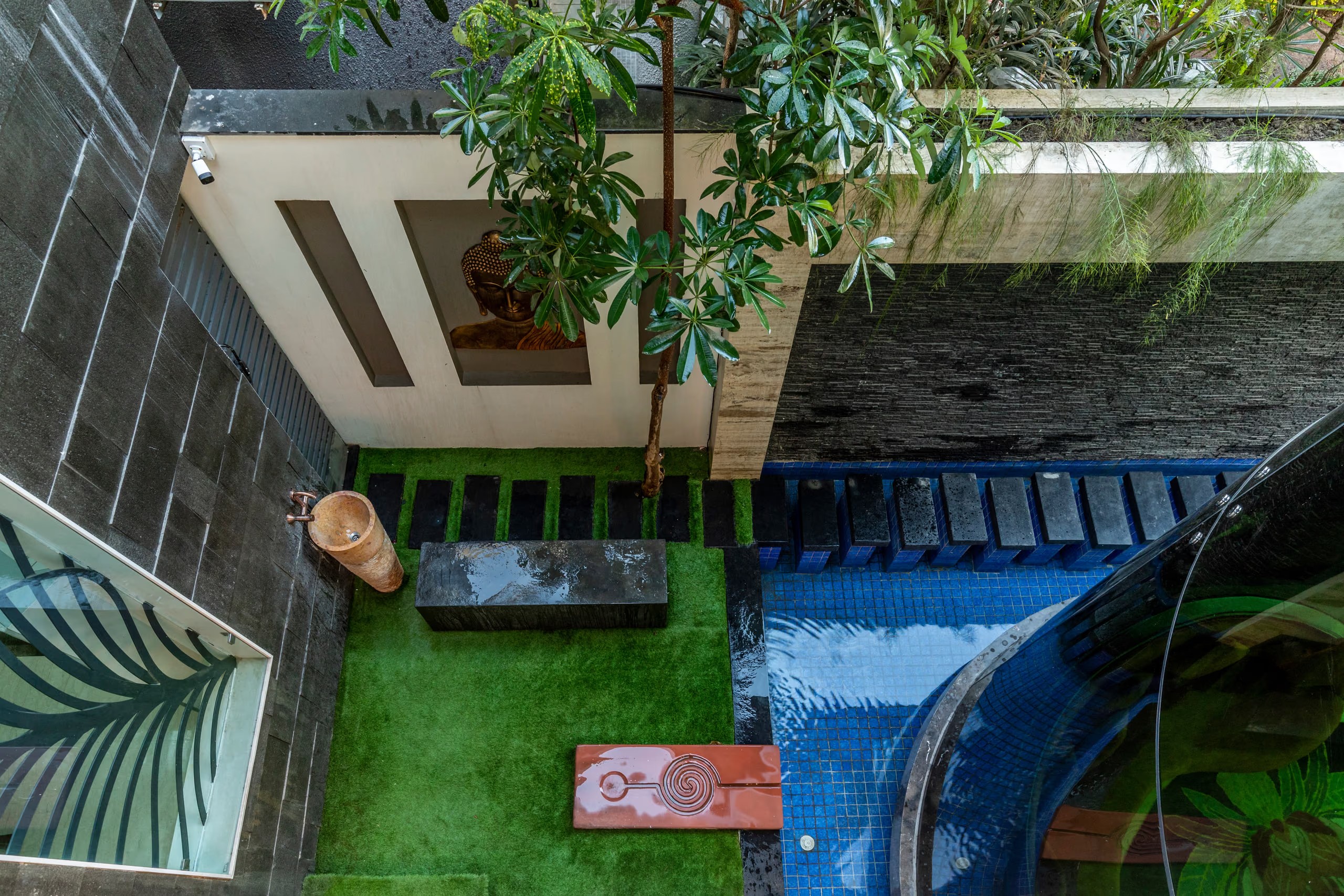 The Leaf House 5