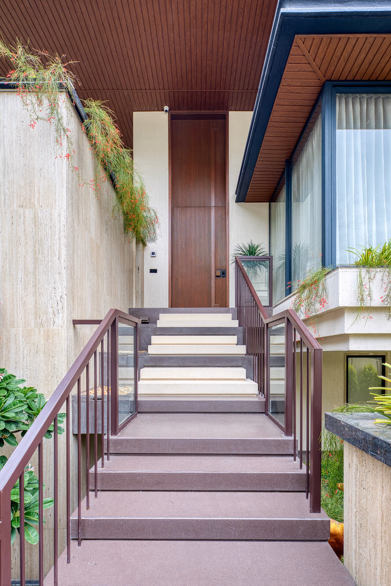 The House of Linear Lines 20