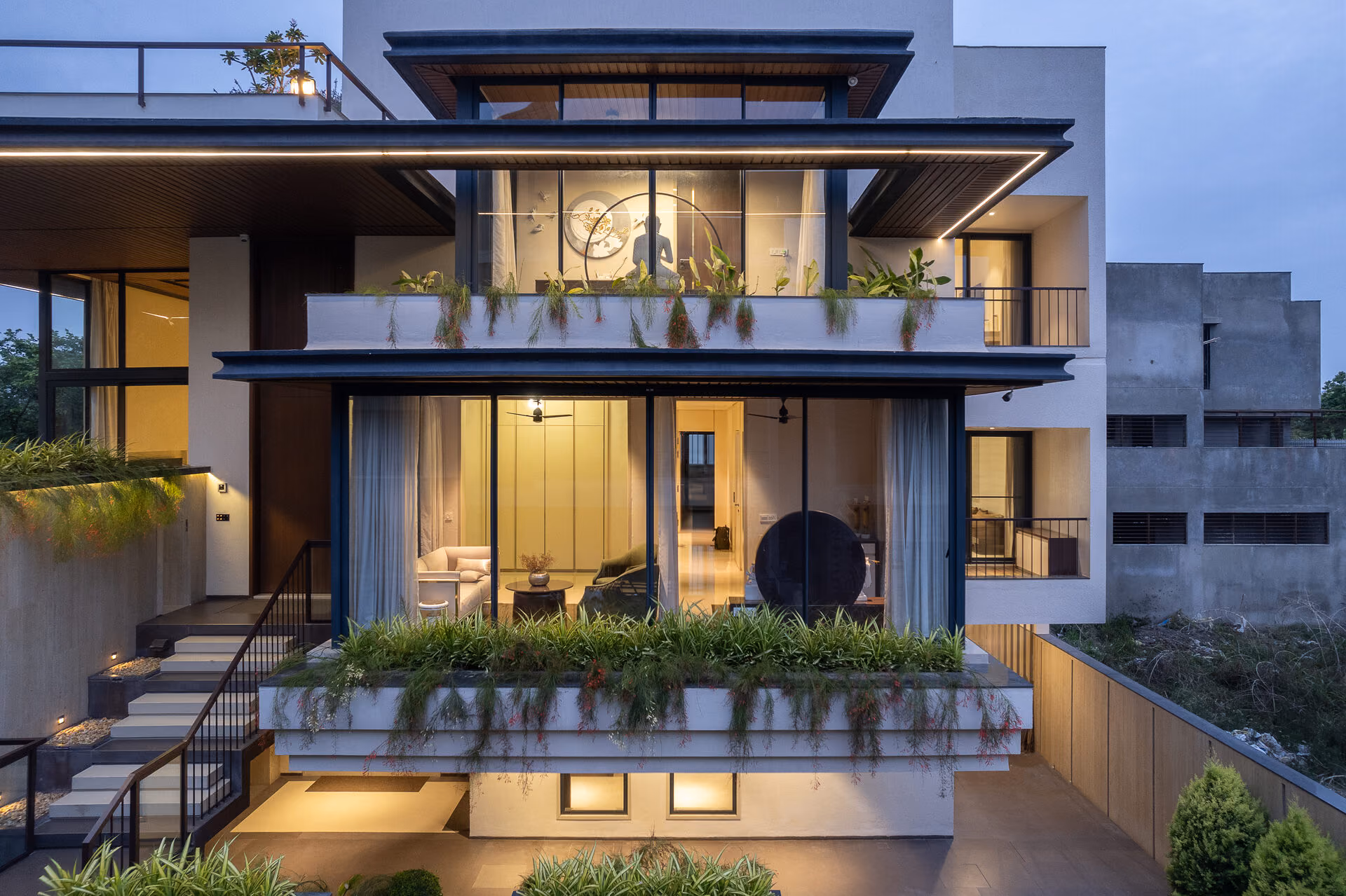 The House of Linear Lines 24