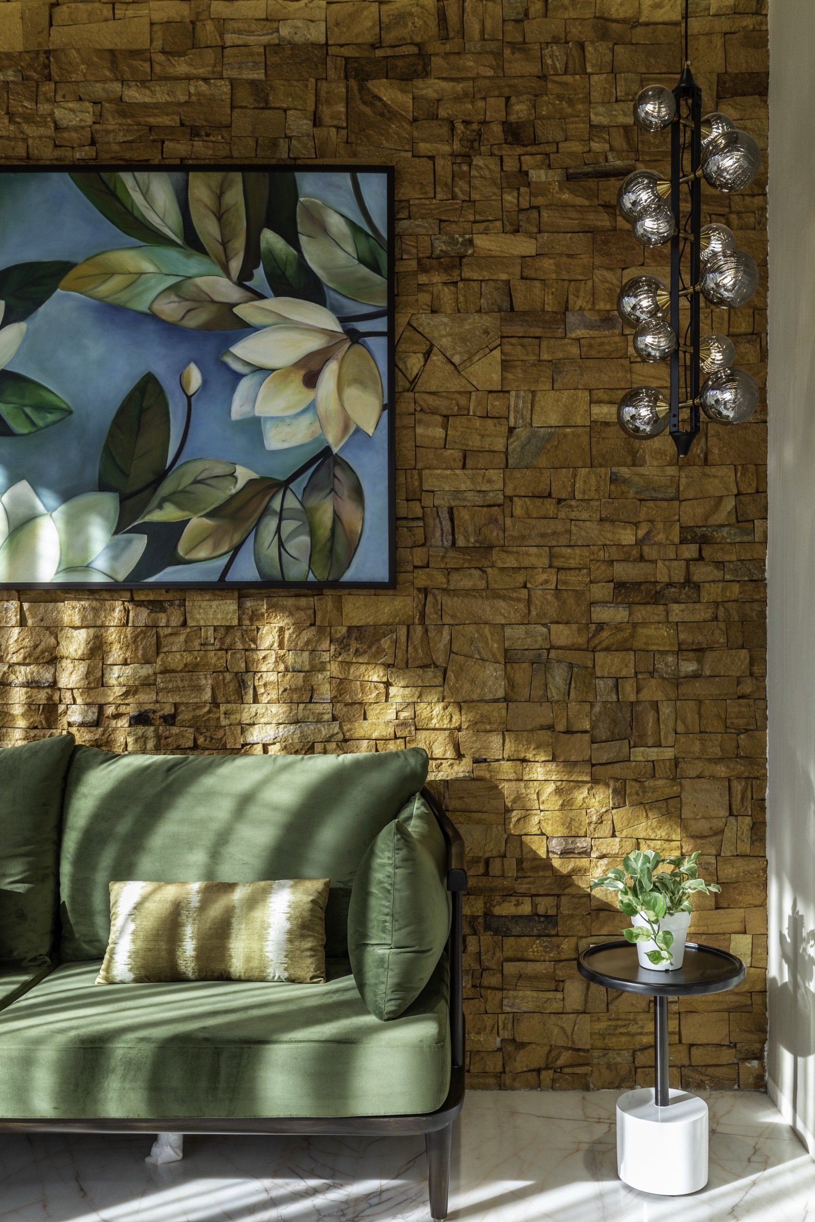 Yellow Stone House 10