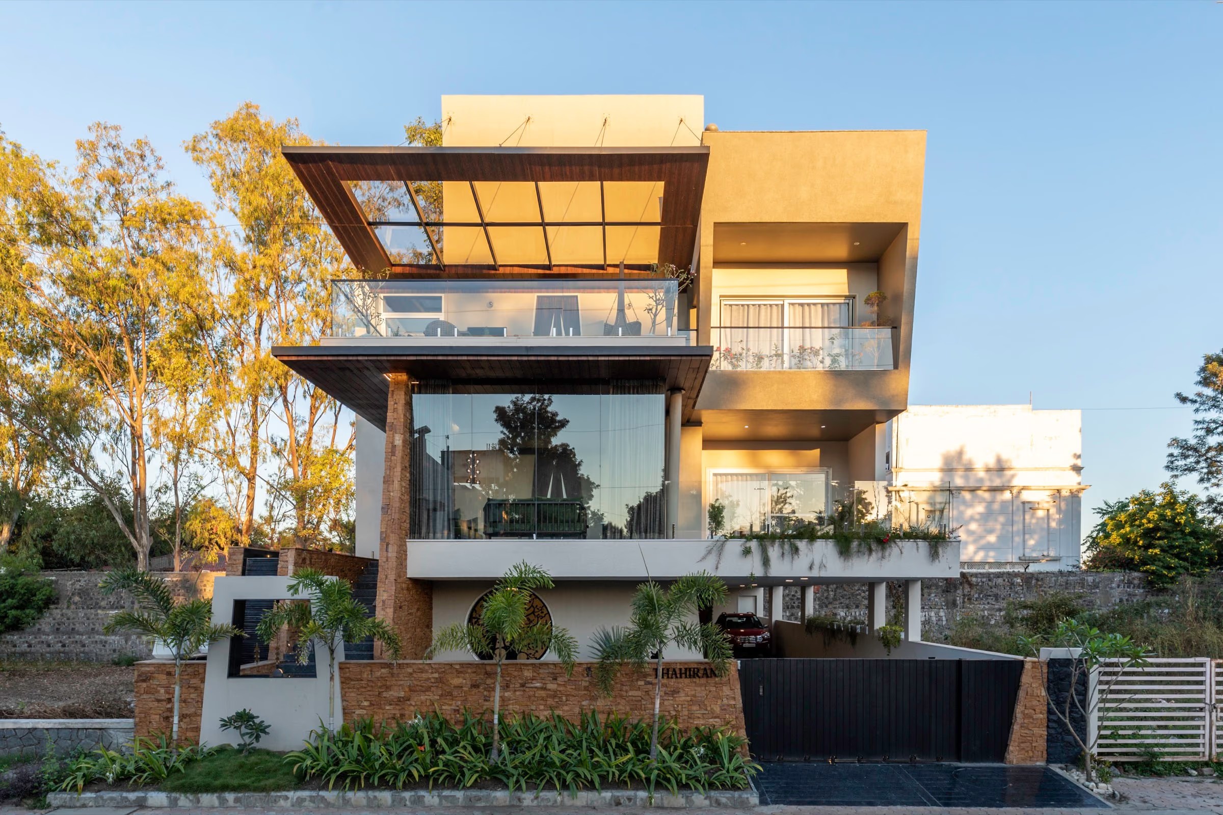 Yellow Stone House 24