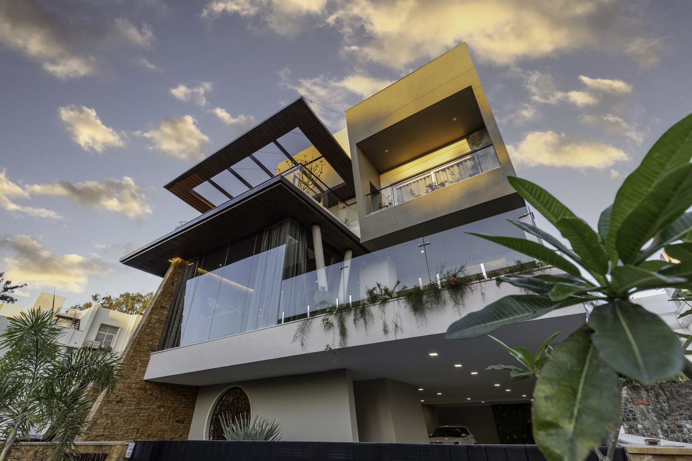 Yellow Stone House 26