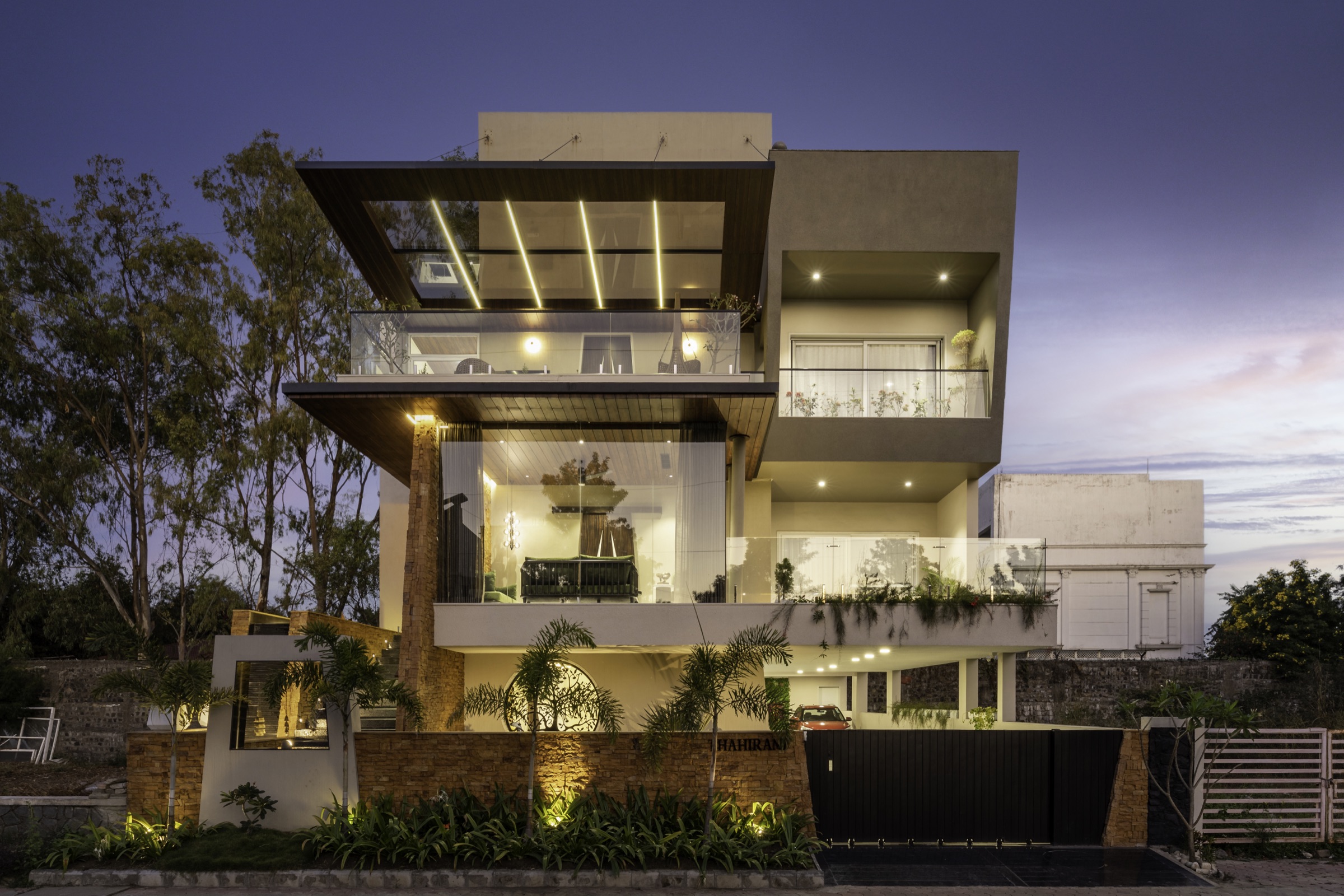 Yellow Stone House 28