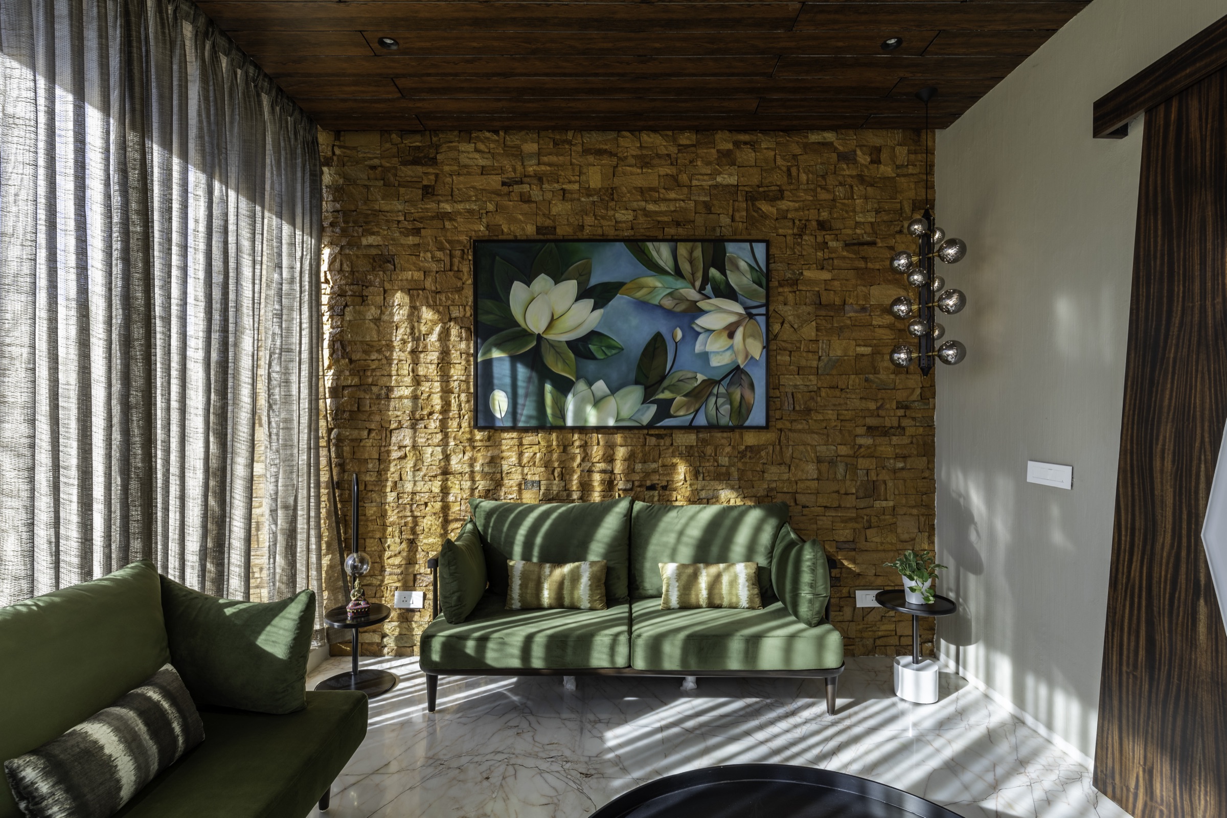 Yellow Stone House 7
